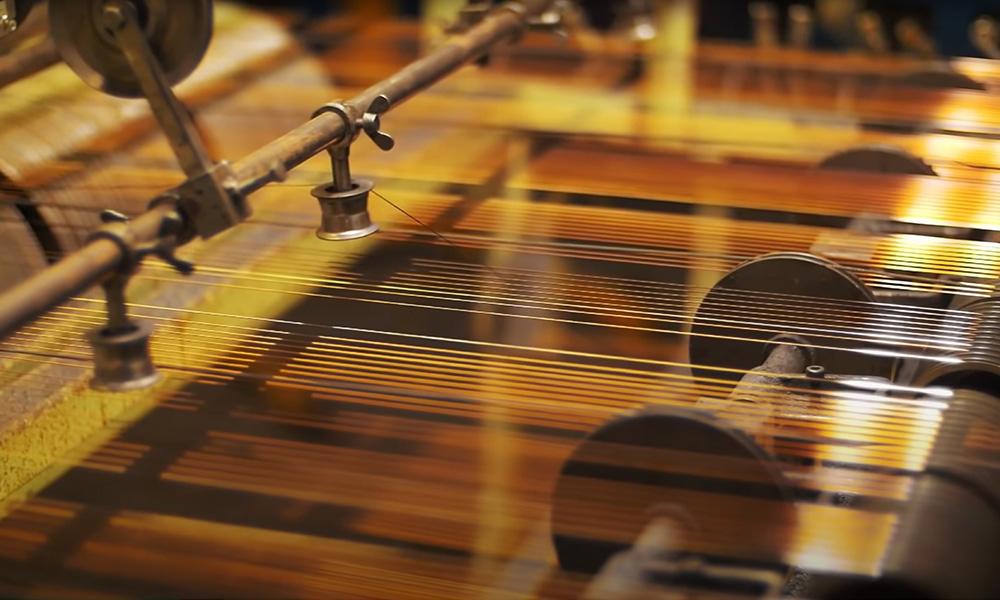 铜价高位震荡等待宏观指引，智利减产预期与需求回暖形成支撑